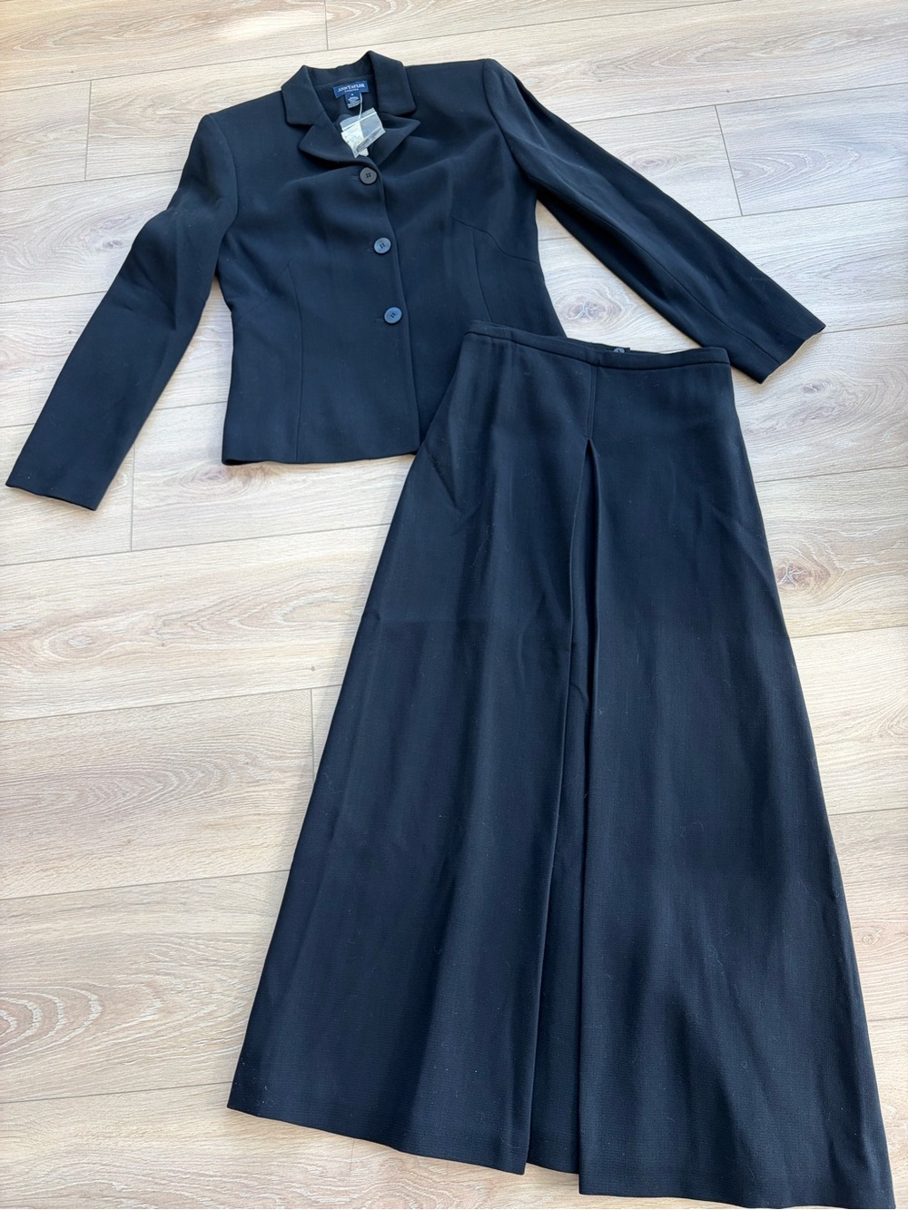 Ann Taylor Black Tailored Jacket with Wide-Leg Pants